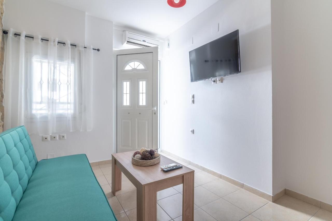 1 Bedroom Apartment Opposite Medical Center イラクリオン エクステリア 写真