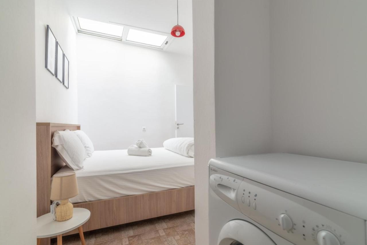 1 Bedroom Apartment Opposite Medical Center イラクリオン エクステリア 写真